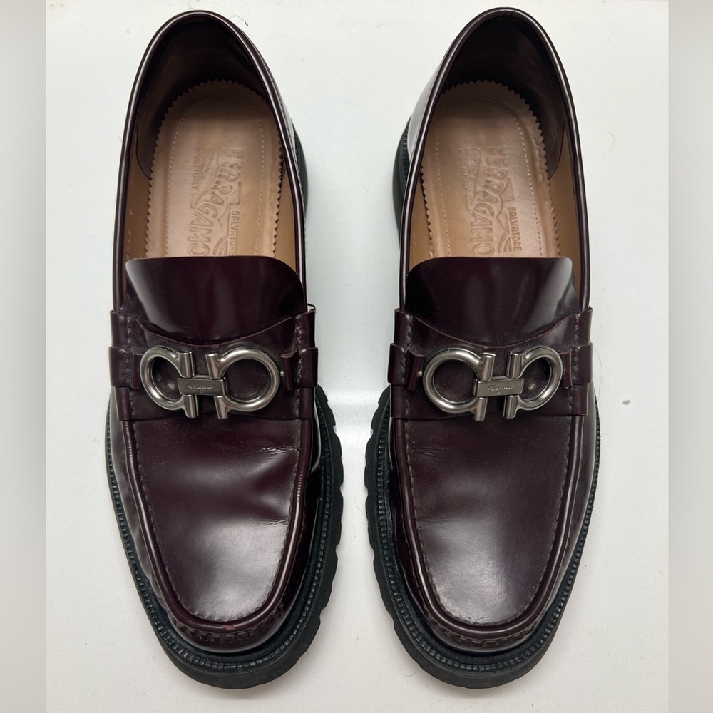 Salvatore Ferragamo Men Loafers - size 9